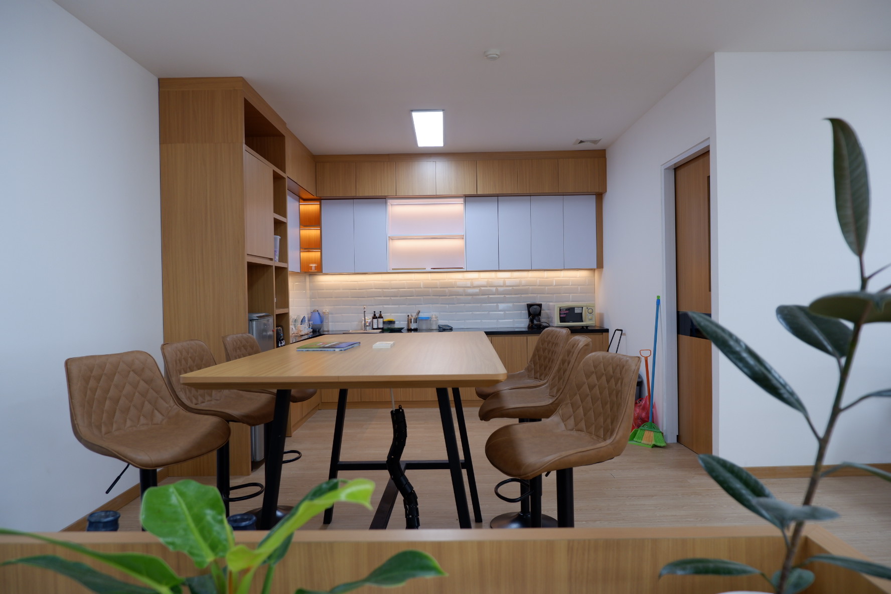 Jasa Interior Kantin untuk PT. KSB INDONESIA